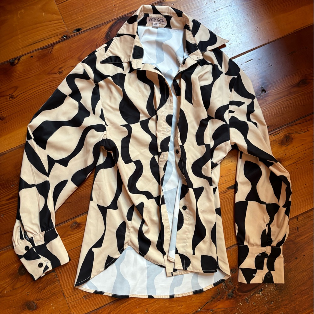 VRG GRL BUTTON DOWN shirt